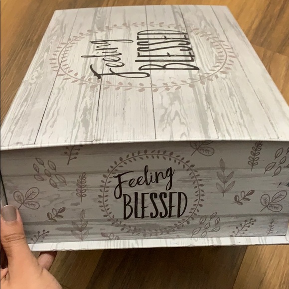 Feeling blessed decorative box - Picture 7 of 7